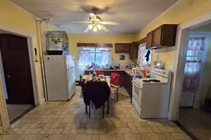 55 Hanmer St, East Hartford, CT 06114 - Photo 3