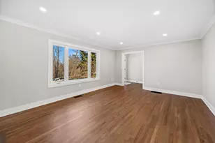 27 Tuttle Ct, Bethany, CT 06524 - Photo 9