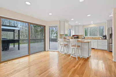 693 Den Road, Stamford, CT 06903 - Photo 11