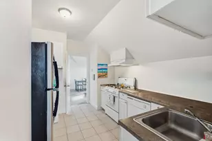 75 Homestead Ave, Bridgeport, CT 06605 - Photo 15