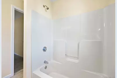 92 Hamden Avenue #APT 4, Waterbury, CT 06704 - Photo 31