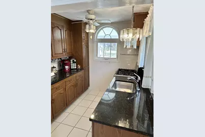 487 Plainville Avenue, Farmington, CT 06085 - Photo 9