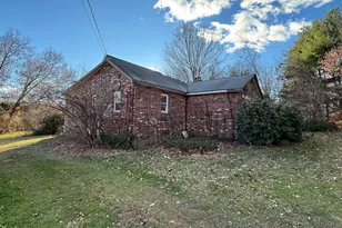 337 Hampton Rd, Chaplin, CT 06235 - Photo 3
