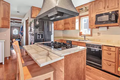 55 Glenwood Avenue, Stratford, CT 06614 - Photo 13