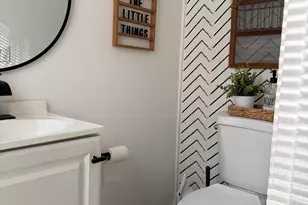 66 N Hoadley St, Naugatuck, CT 06770 - Photo 9