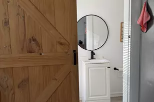 66 N Hoadley St, Naugatuck, CT 06770 - Photo 7