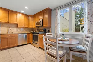 51 Charlton Hill Rd, Hamden, CT 06518 - Photo 21