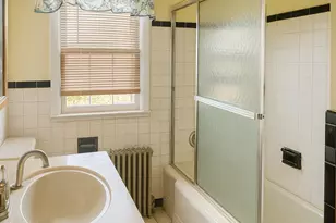 9 Warwick Ln, East Haven, CT 06512 - Photo 9