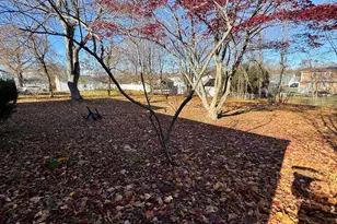 9 Warwick Ln, East Haven, CT 06512 - Photo 5