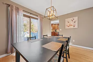 26 Farm View Dr, Madison, CT 06443 - Photo 7