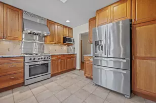 26 Farm View Dr, Madison, CT 06443 - Photo 9