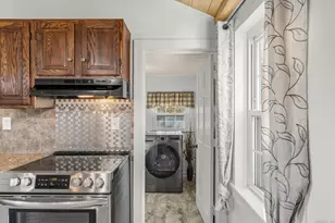 134 Otrobando Ave, Norwich, CT 06360 - Photo 7