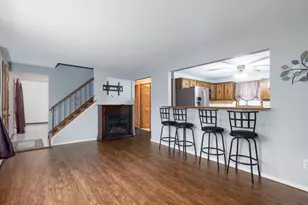 93 Tawny Thrush Rd, Naugatuck, CT 06770 - Photo 7