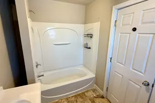 121 Culvert St, Torrington, CT 06790 - Photo 15