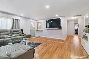 72 Hilltop Rd, Naugatuck, CT 06770 - Photo 7