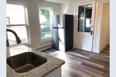 19 Madison Street, New Britain, CT 06051 - Photo 11