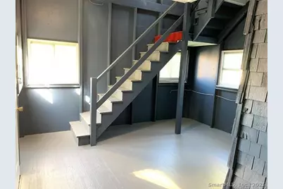 19 Madison Street, New Britain, CT 06051 - Photo 15