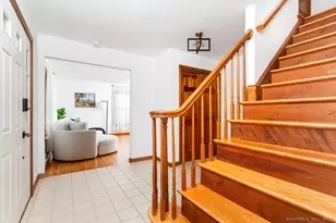 8 Phoebee Ln, Brookfield, CT 06804 - Photo 5