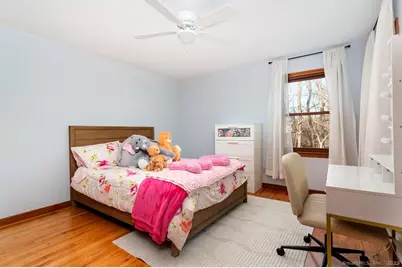 8 Phoebee Lane, Brookfield, CT 06804 - Photo 29