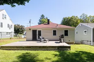 3 Twining Ave, Waterbury, CT 06705 - Photo 9