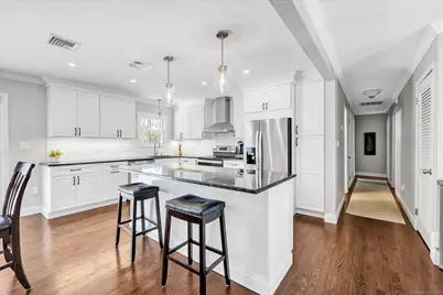 25 Oakwood Drive, Seymour, CT 06483 - Photo 9