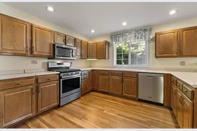 57 Elizabeth Circle #57, Newtown, CT 06482 - Photo 5