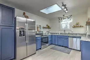 16 Catherine St, East Haven, CT 06512 - Photo 19