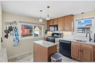 43 Salem Road, Manchester, CT 06040 - Photo 17