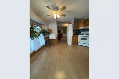 108 Clark Road #TRLR 85, Naugatuck, CT 06770 - Photo 5