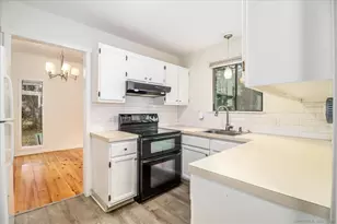 487 Heritage Vlg, Southbury, CT 06488 - Photo 5