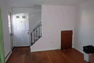 165 Yaremich Dr, Bridgeport, CT 06606 - Photo 3