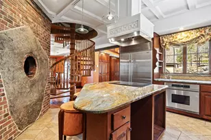 152 Whitehall Ave, Stonington, CT 06355 - Photo 11