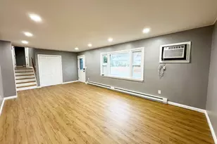 226 Beth Ln, Waterbury, CT 06705 - Photo 5