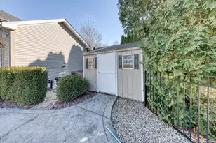 55 Steeplechase Dr, Southington, CT 06489 - Photo 5