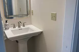 60 Coleman St, East Haven, CT 06512 - Photo 23