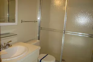 298 Hollister Way W, Glastonbury, CT 06033 - Photo 11