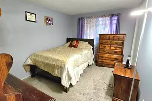 24 Acorn St, New Britain, CT 06051 - Photo 7