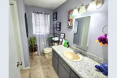 24 Acorn Street #2, New Britain, CT 06051 - Photo 9