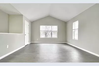 68 W Main Street, Milford, CT 06460 - Photo 5