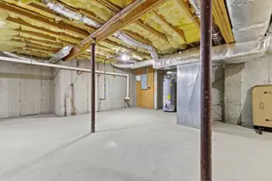 25 Hamden Hills Dr, Hamden, CT 06518 - Photo 17