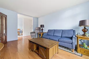 25 Hamden Hills Dr, Hamden, CT 06518 - Photo 21