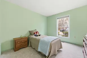 25 Hamden Hills Dr, Hamden, CT 06518 - Photo 11