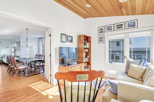 12 Norwood Ave, Milford, CT 06460 - Photo 11