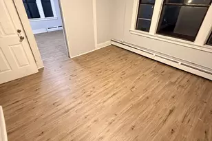 42 Redding St, Hartford, CT 06114 - Photo 1