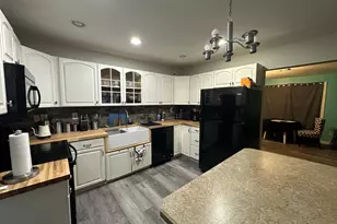 30 King St, Wallingford, CT 06492 - Photo 5