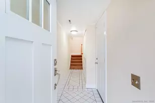 13 Lawson Ln, Ridgefield, CT 06877 - Photo 3