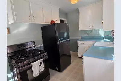 64 Woodrow Avenue, Norwich, CT 06360 - Photo 7