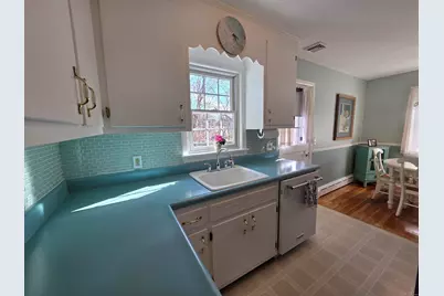 64 Woodrow Avenue, Norwich, CT 06360 - Photo 13