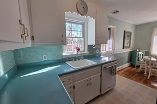 64 Woodrow Ave, Norwich, CT 06360 - Photo 13