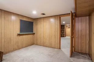 50 Magnolia Hill, West Hartford, CT 06117 - Photo 27